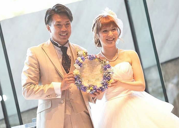 結婚証明書　木製レーザー刻印タイプ「ひまわり」卒花さん