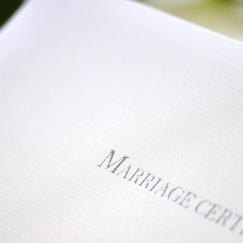 結婚証明書ノーブル落ち着いた大人の雰囲気