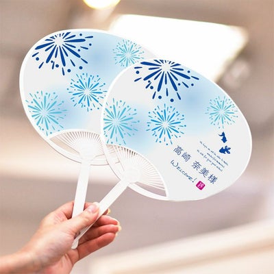 専用箱とゴム付きリボンも一緒にお届け