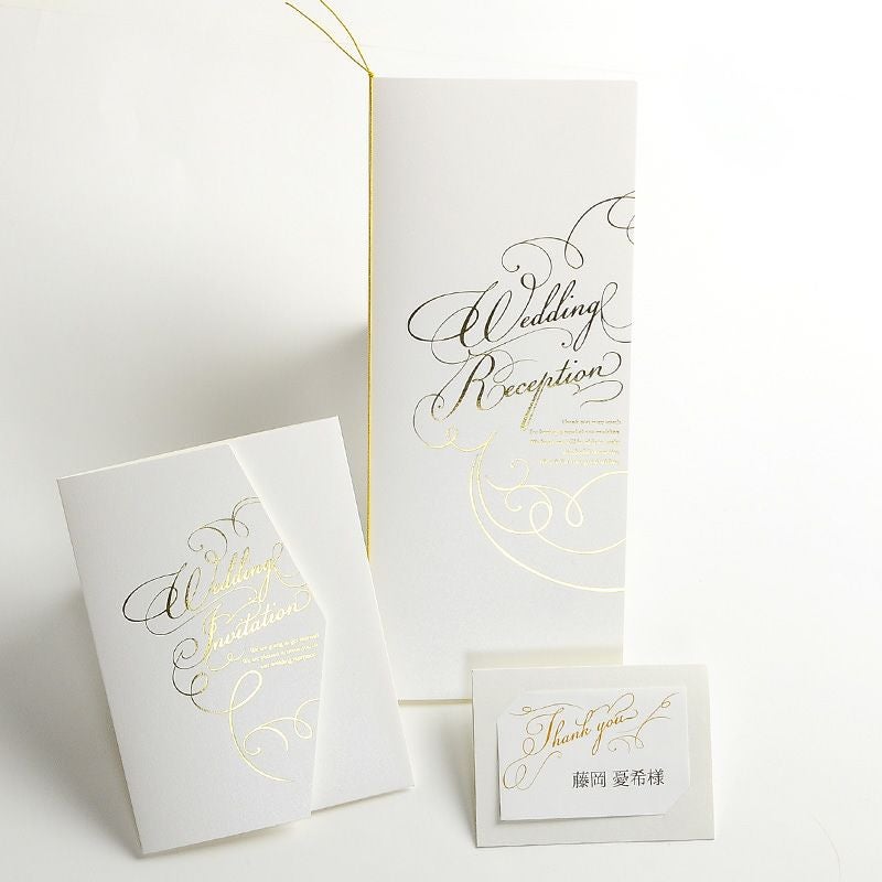 お揃いの招待状、席次表、席札でトータルコーディネートが叶う