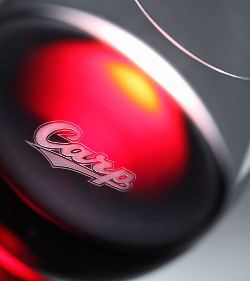 職人の技1点1点手作業で彫刻