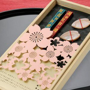 春婚や和婚にぴったりの桜柄の夫婦箸の両親プレゼント