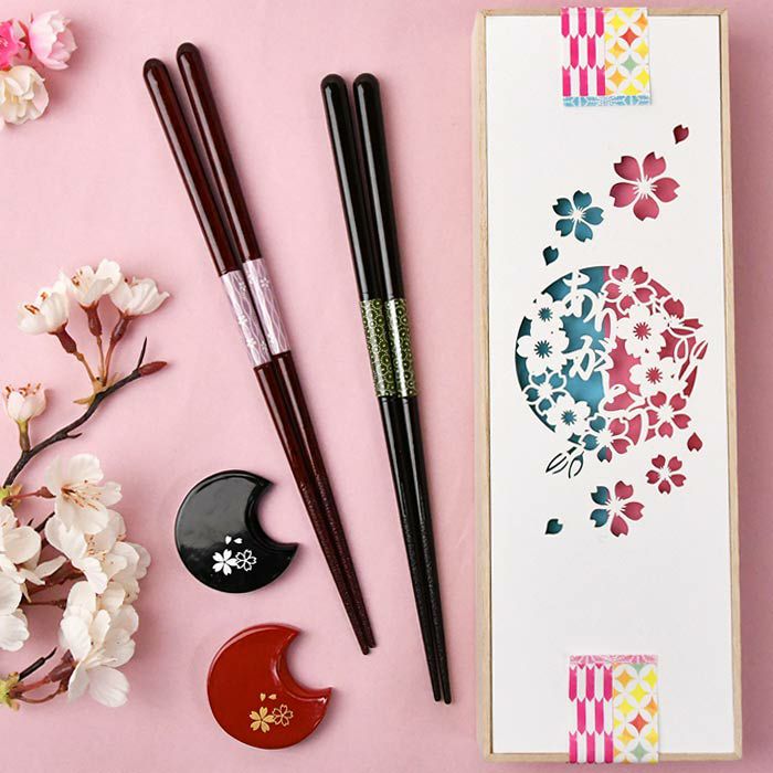 即日出荷!ペアのお箸と箸置き×桜デザインの両親プレゼント
