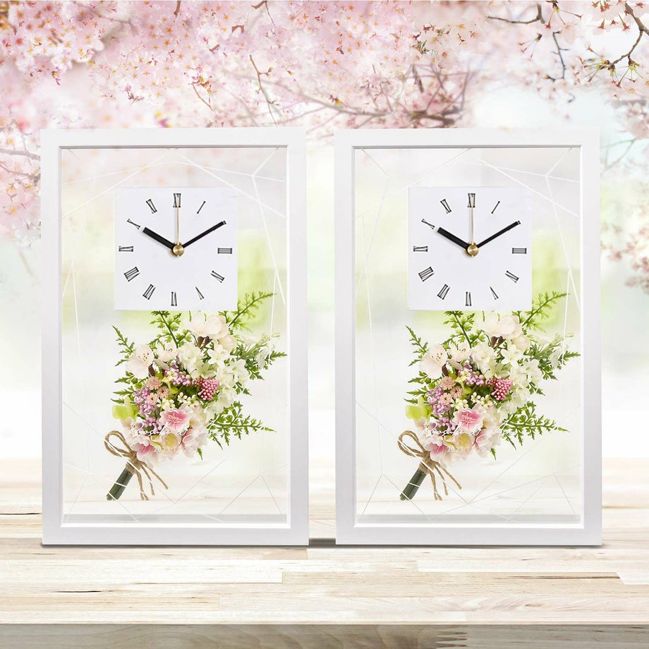 実用的な時計の両親贈呈品に桜のブーケをアレンジ