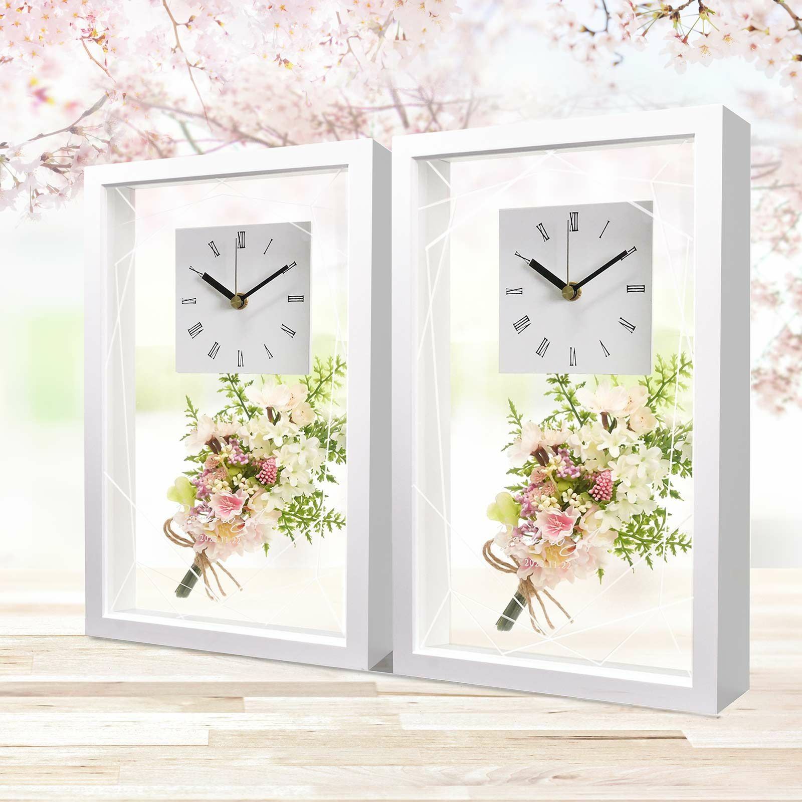 空間にも馴染む置き型タイプの時計ギフト