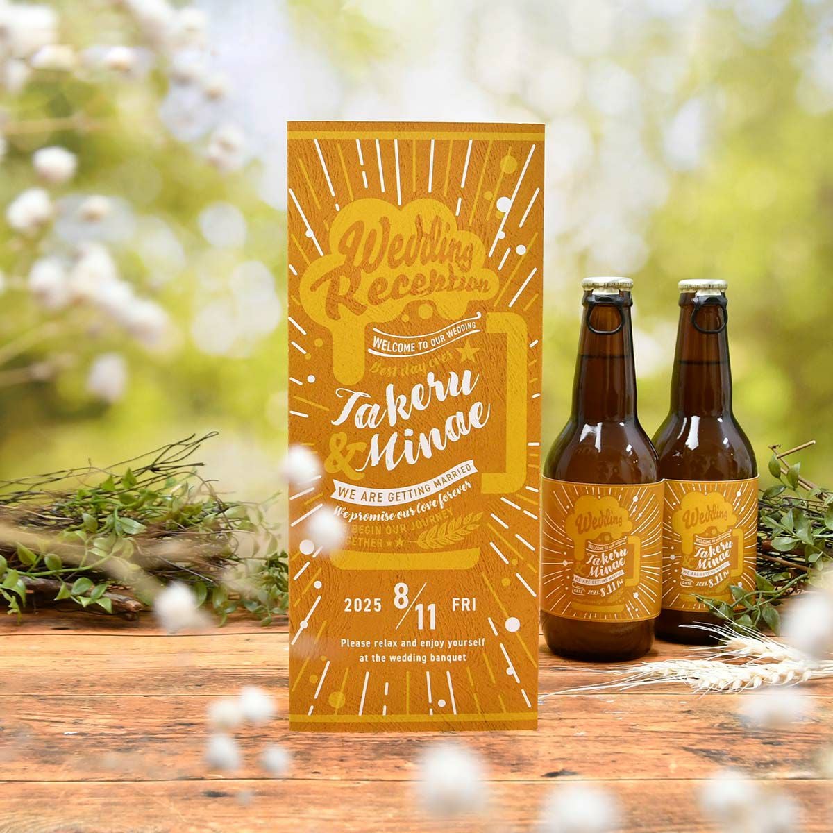 ビールをテーマにデザインした結婚式のペーパーアイテム席次表