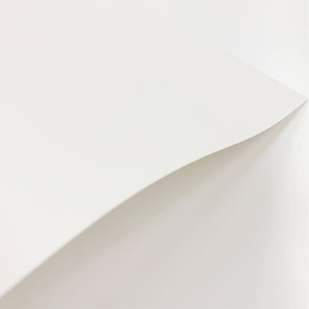 ウェルカムボード手作り用ペーパーは風合いある紙質のMr.Bを採用