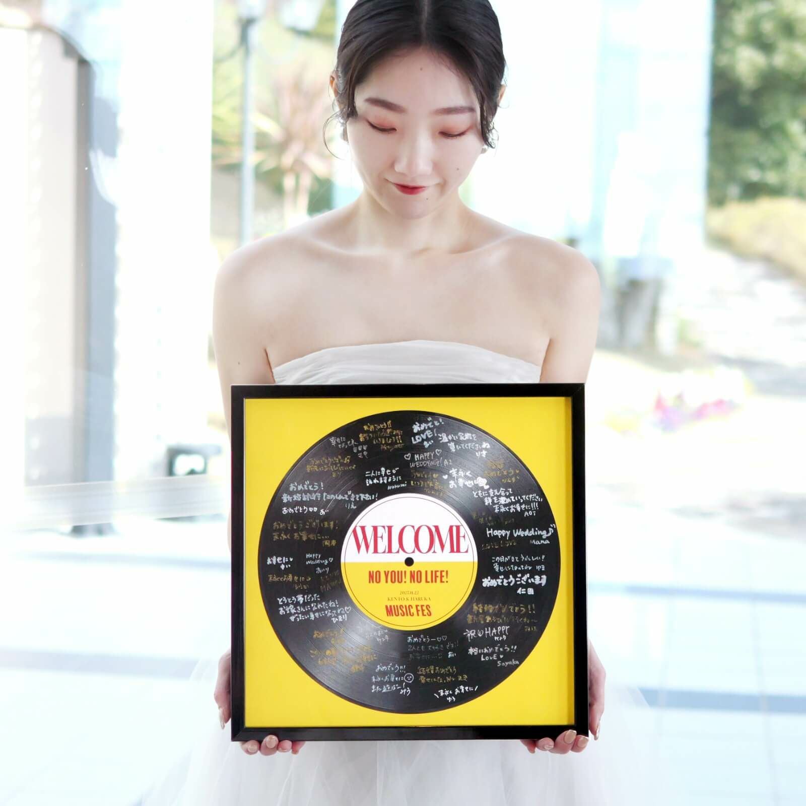 ゲストから メッセージをもらえば 結婚式思い出に