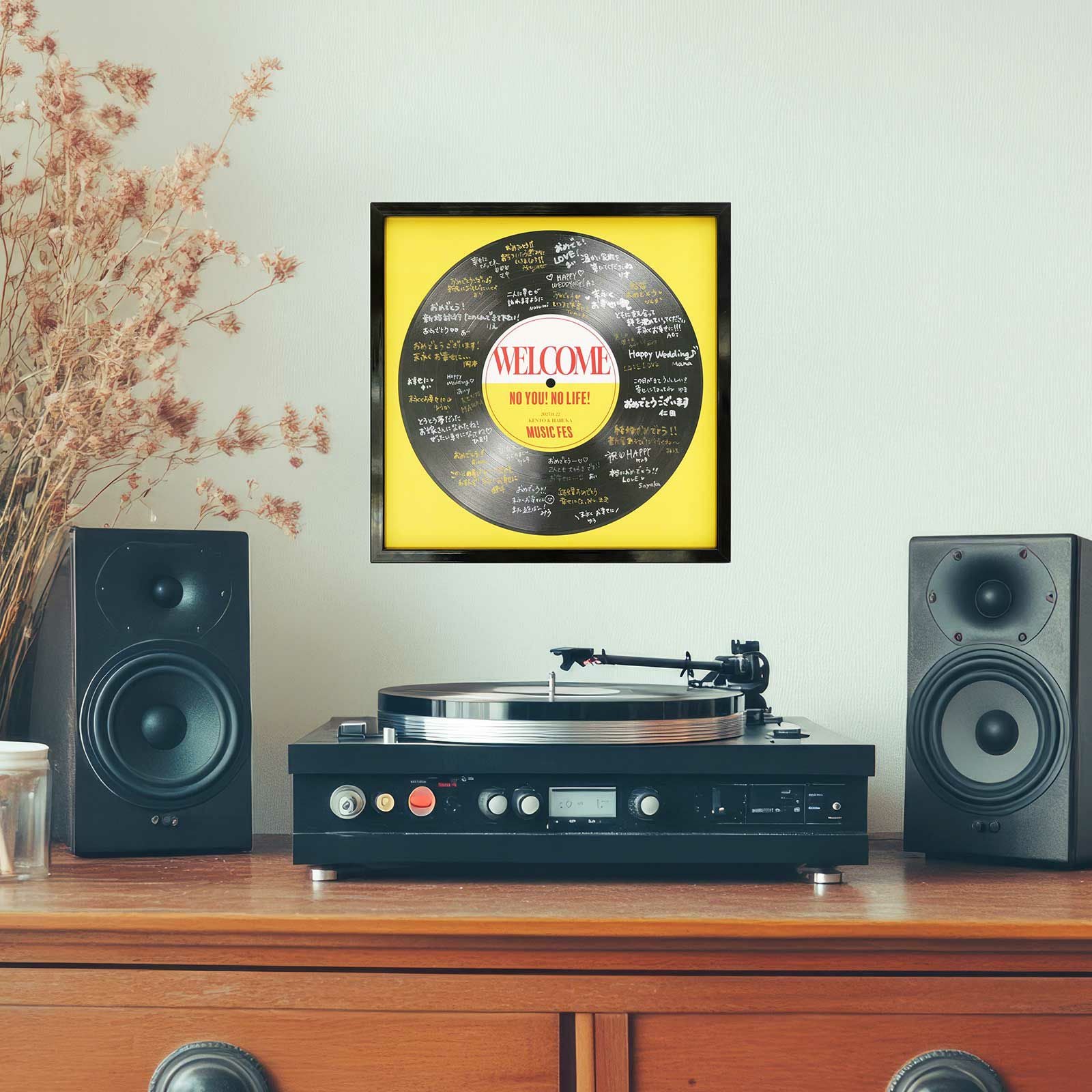 挙式後はおしゃれインテリアになるウェルカムボード