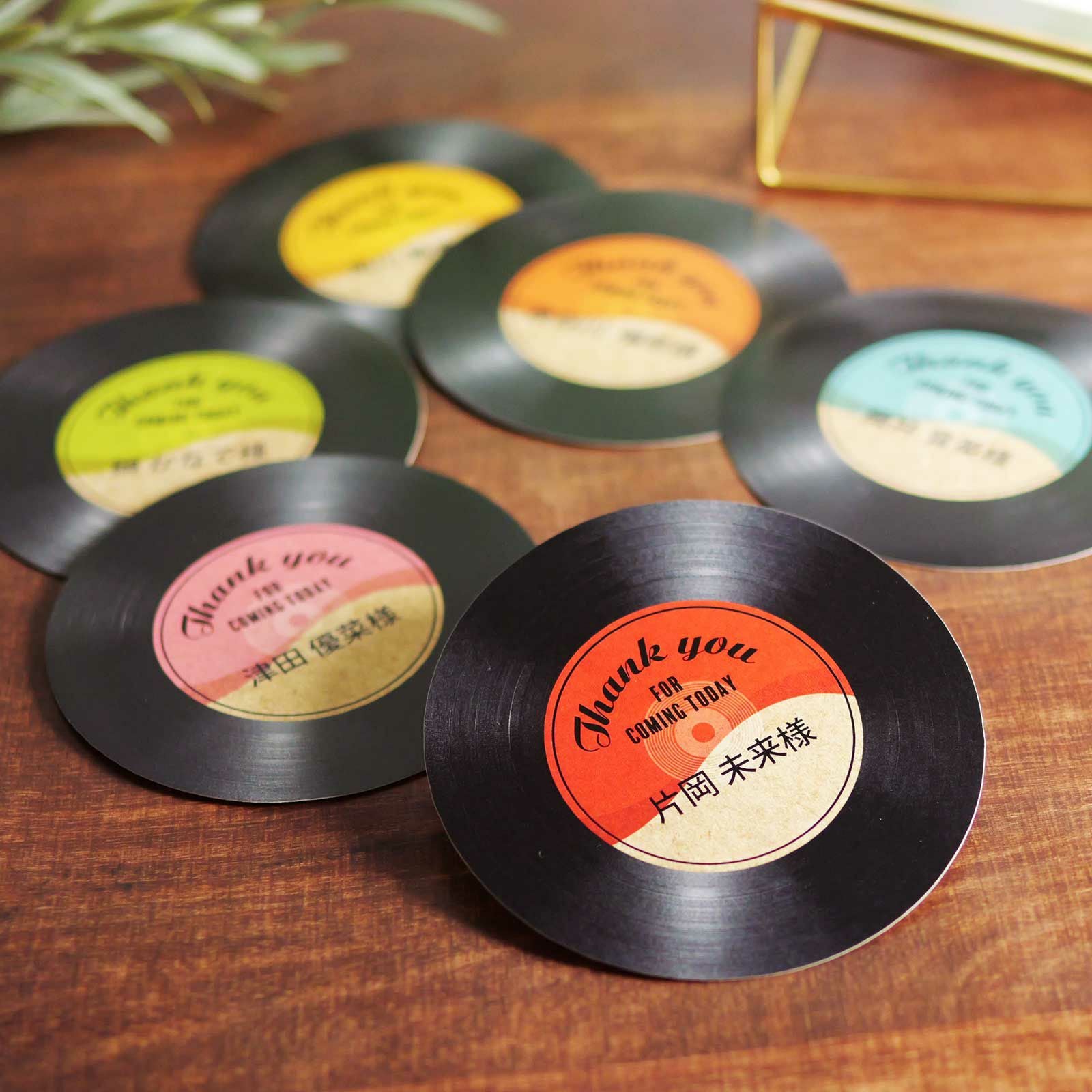 6種類のカラーバリエーションの席札