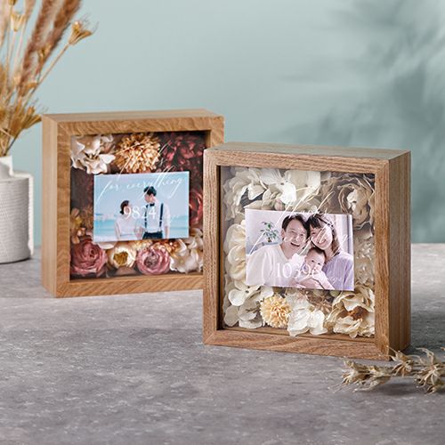 花束をギュッと詰め込んだようなフラワーボックス