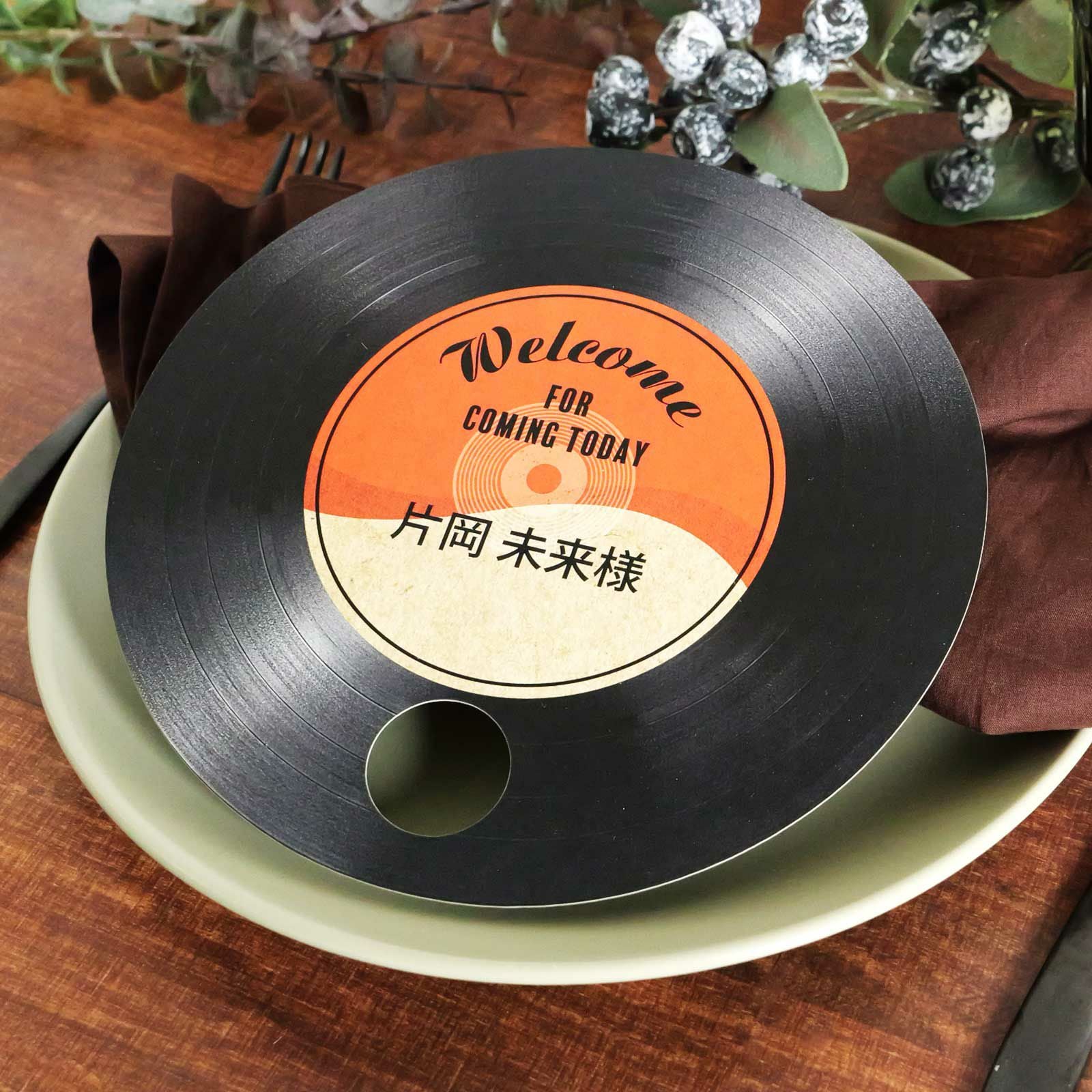 夏婚に涼演出！席札うちわ