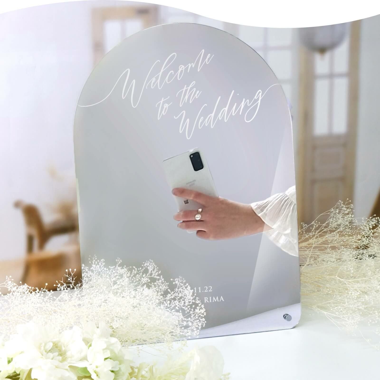 アーチ型アクリルミラーウェルカムボード「アーチシルバー」 ｜結婚式
