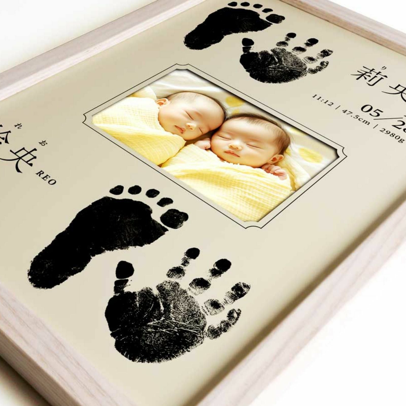 レーザー刻印した二層版双子用命名書ボード