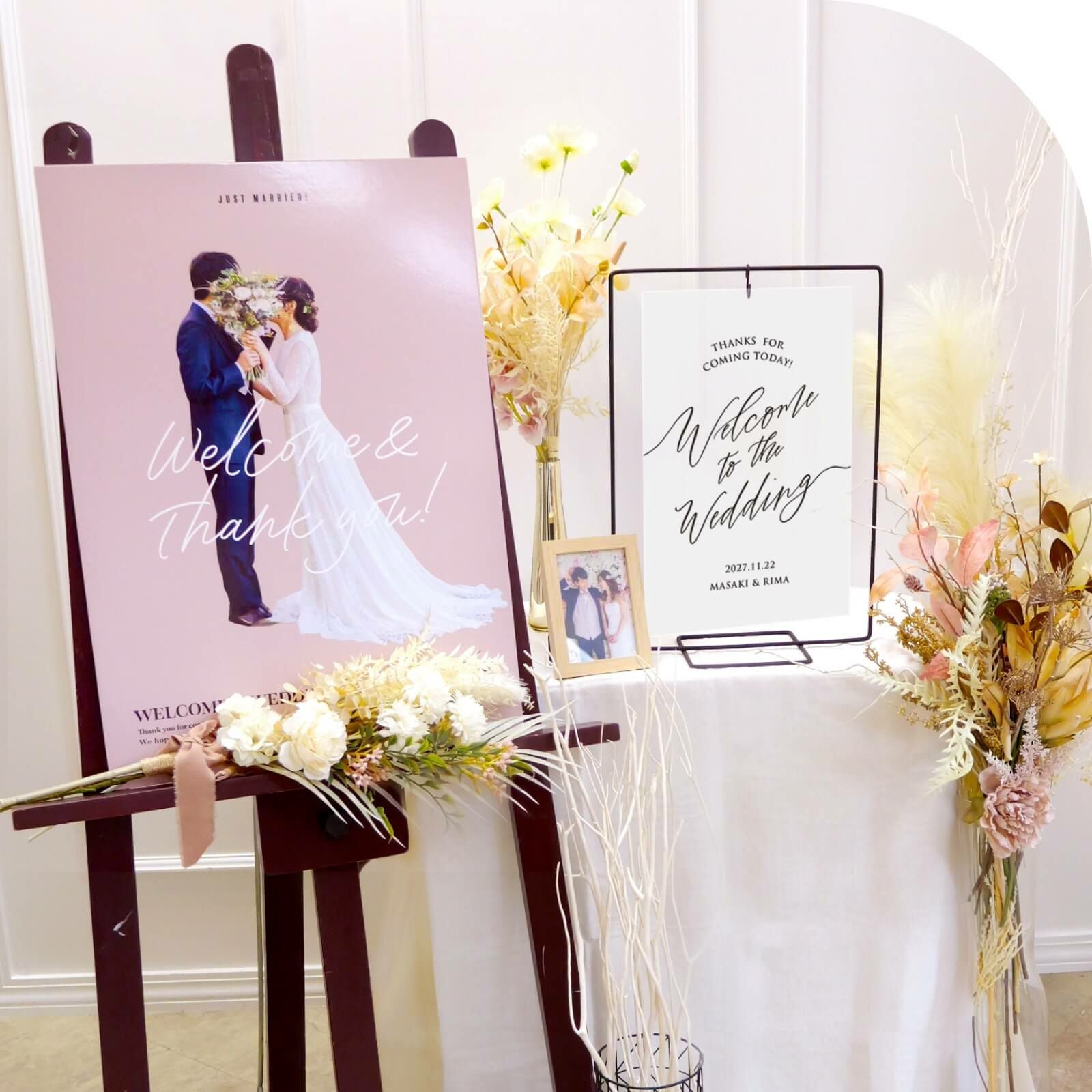 おしゃれにウェルカムスペースに飾るアイアンスタンドウェルカムボード