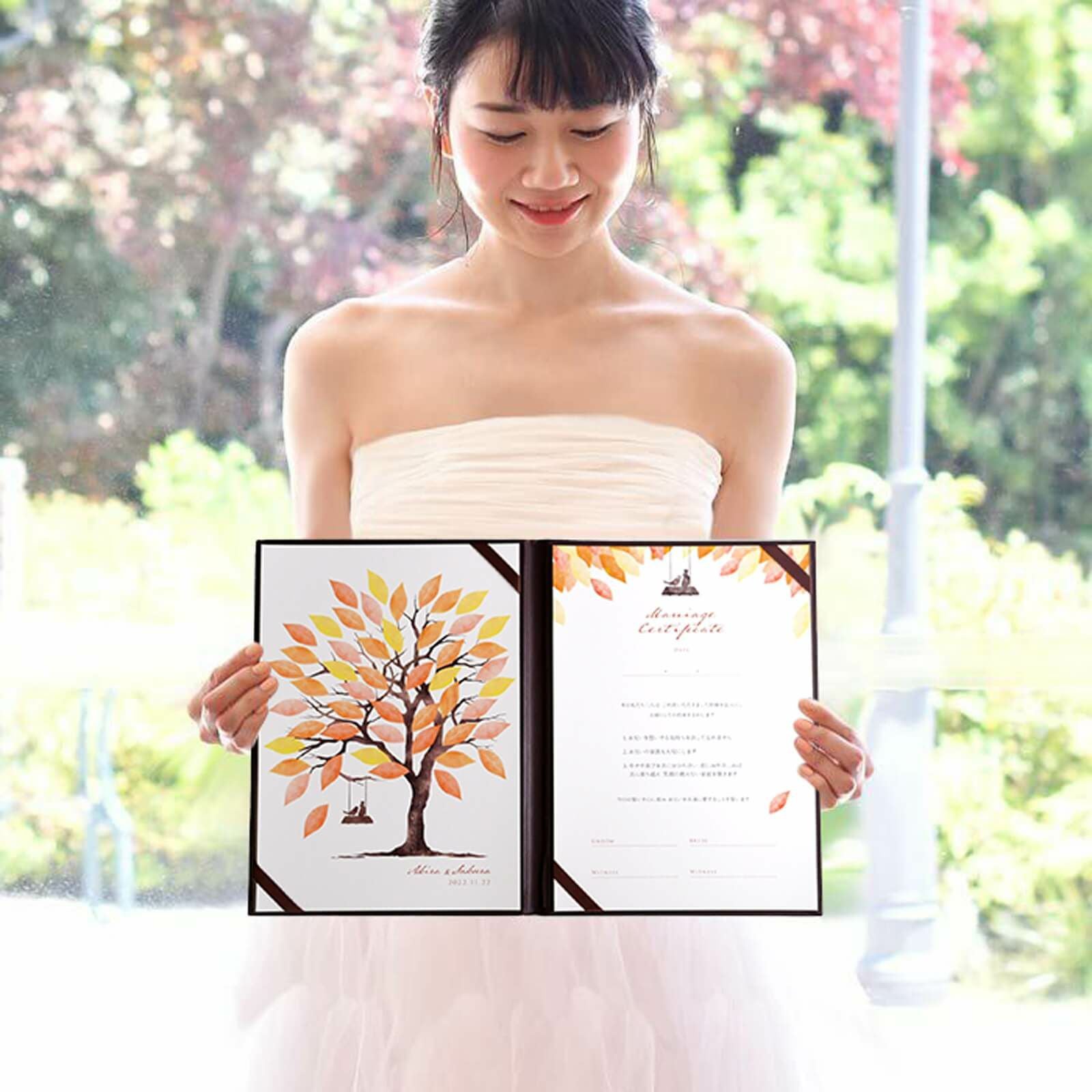 紅葉が色づく秋挙式にぴったりな結婚証明書