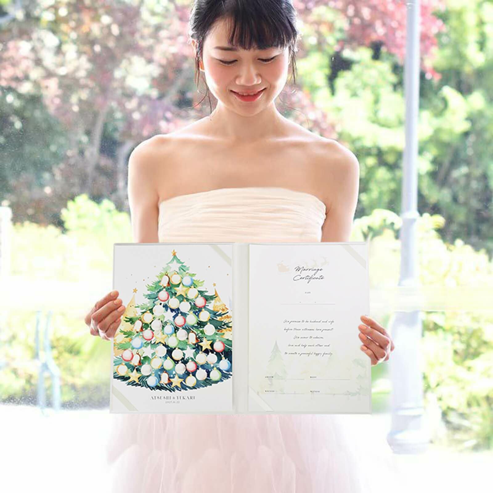 クリスマスシーズンの挙式にぴったりな結婚証明書
