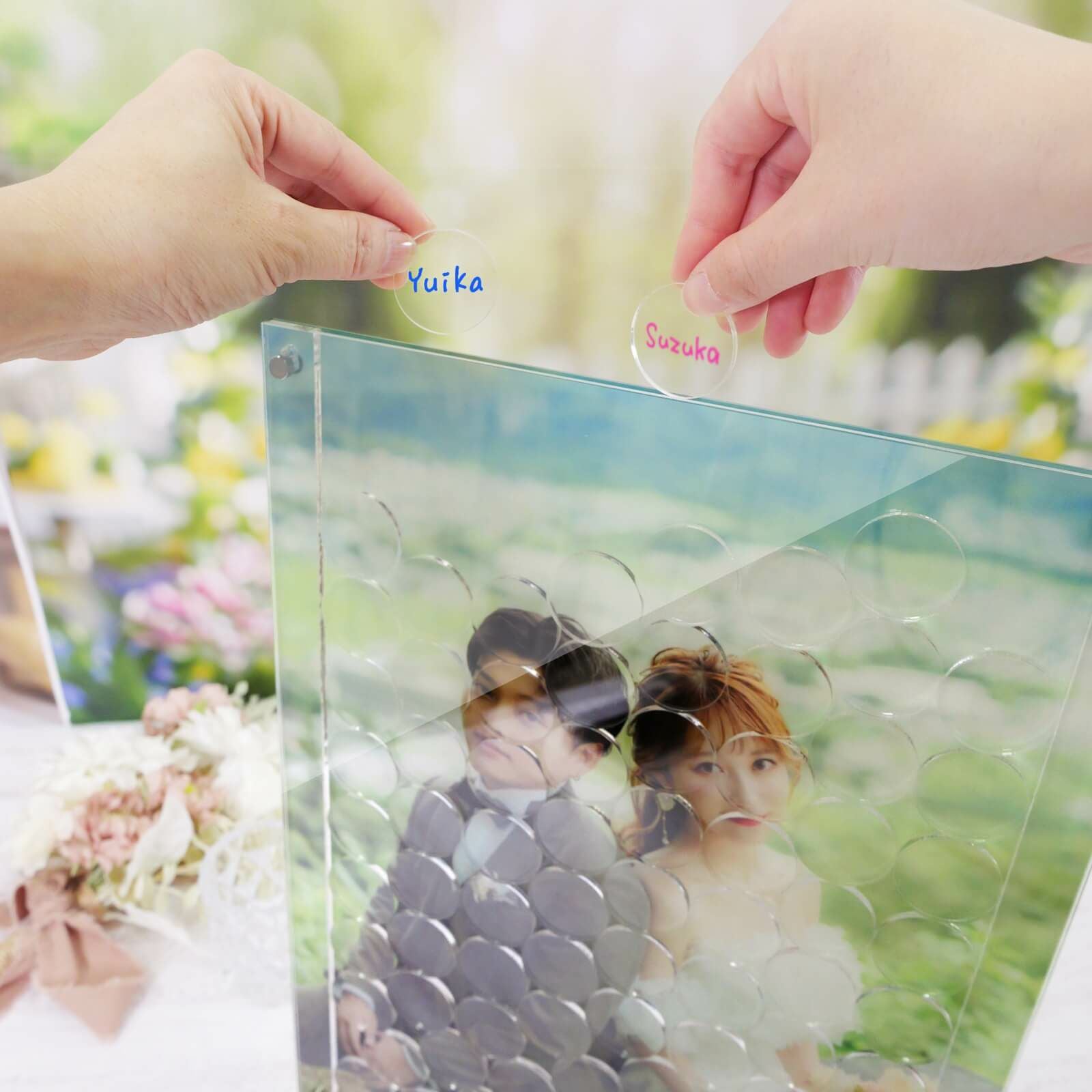 結婚の承認や誰でも楽しめる受付演出としても使えるアクリルドロップス