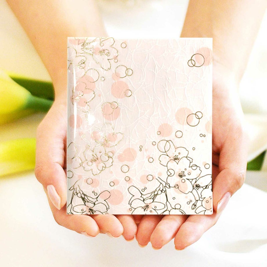 ペーパーの透け感がおしゃれな選べるプチギフト