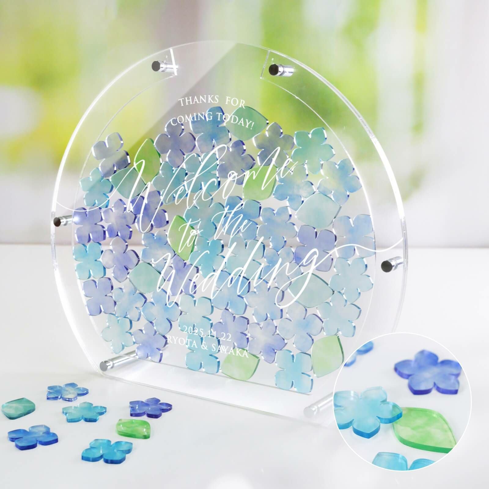 ゲストと一緒に作り上げる大人気の受付演出アクリルウェディングドロップス