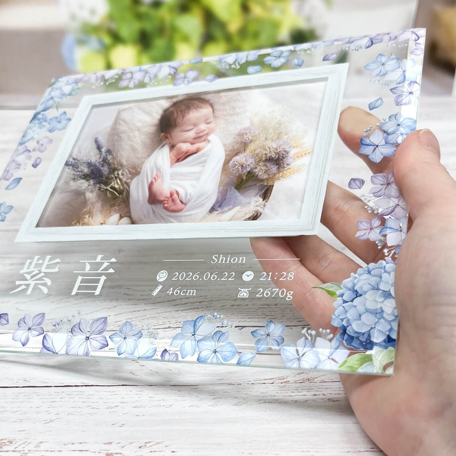 取り扱いやすいL判サイズが入れられるおしゃれな写真立て