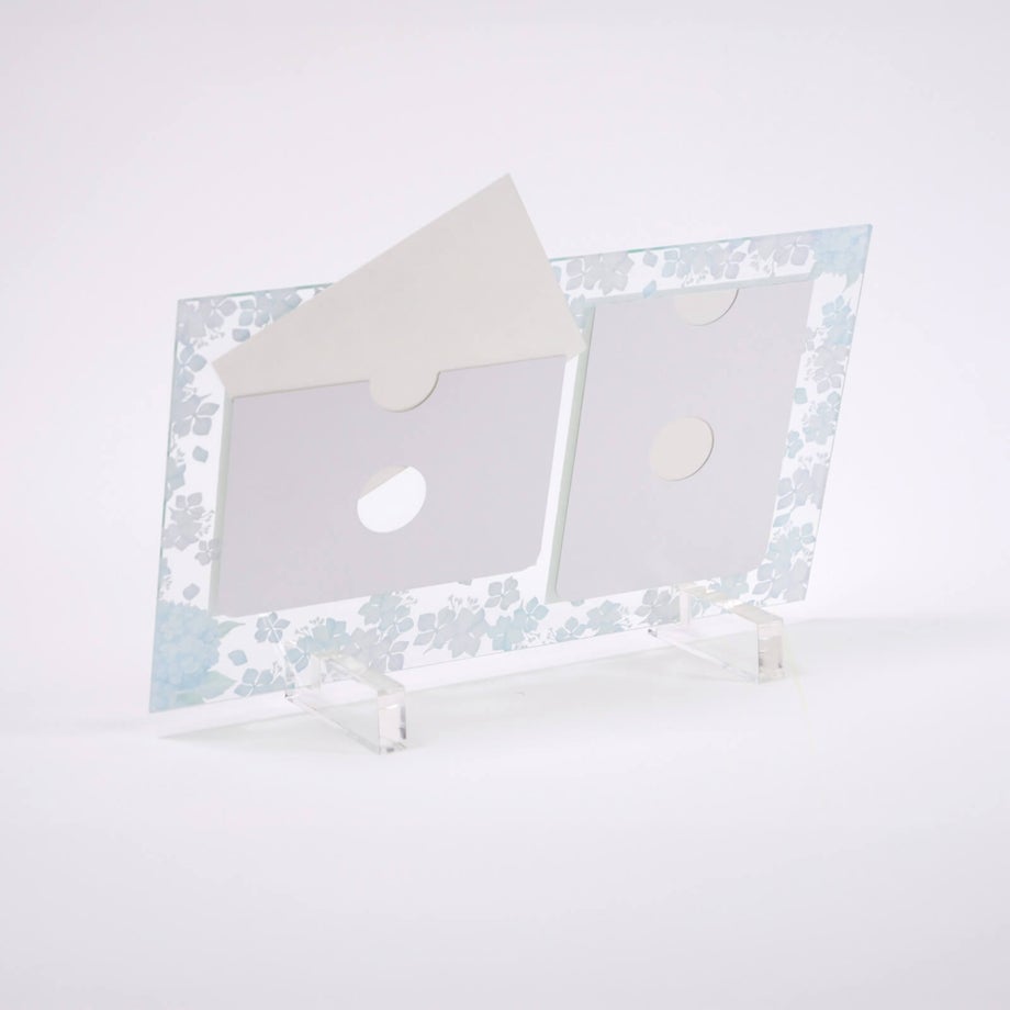 写真入れ替えが簡単な フォトフレーム仕様